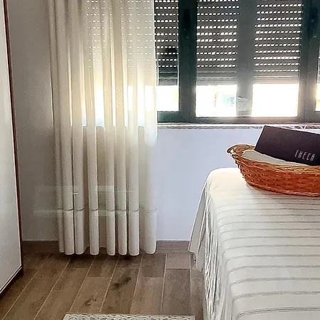Apartmán Theca - 1br Steps From Skanderbeg Square *